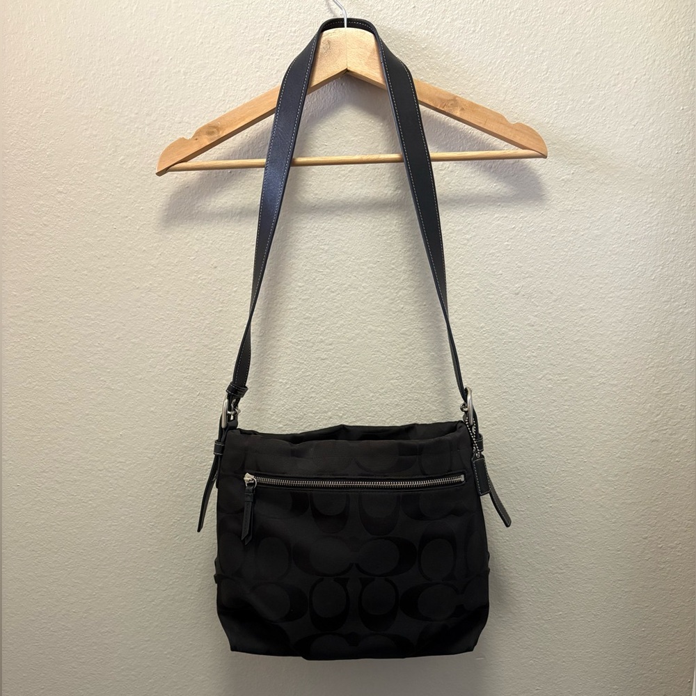 Vintage Coach Carly Signature Hobo